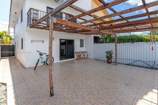 8773 SW 36th St -, Miami, FL 33165