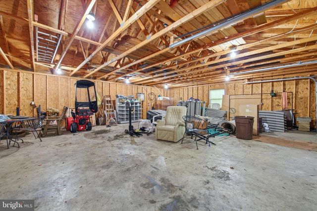 1081 HISEY AVE, Woodstock, VA 22664