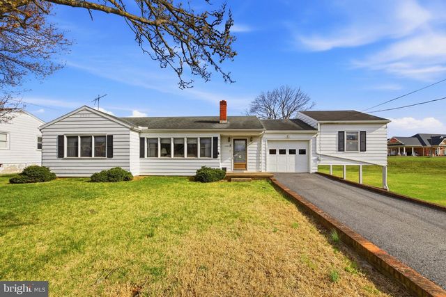 1081 HISEY AVE, Woodstock, VA 22664