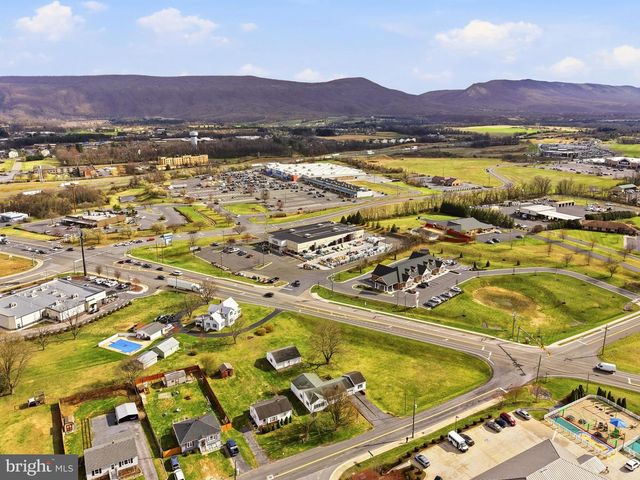 1081 HISEY AVE, Woodstock, VA 22664