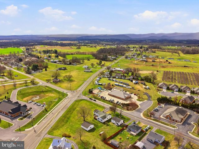 1081 HISEY AVE, Woodstock, VA 22664