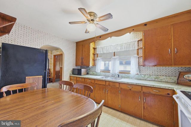 1081 HISEY AVE, Woodstock, VA 22664