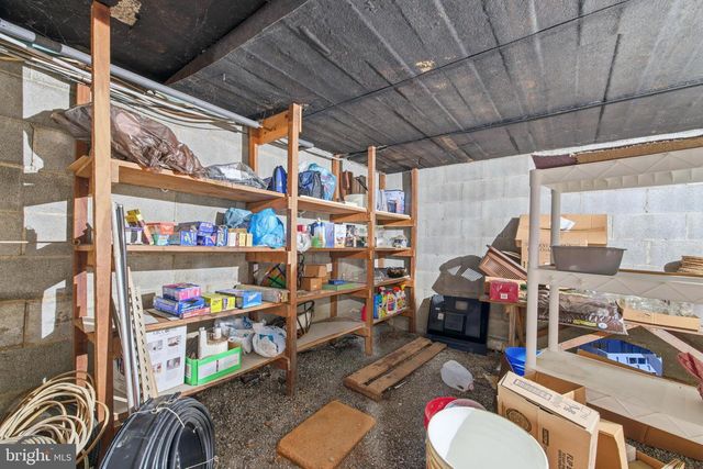 1081 HISEY AVE, Woodstock, VA 22664