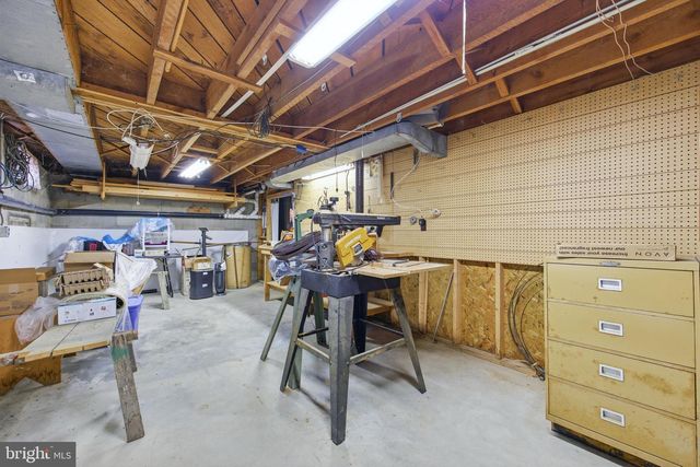 1081 HISEY AVE, Woodstock, VA 22664