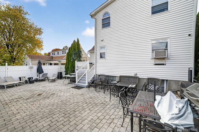 92 Westerly Street, Yonkers, NY 10704