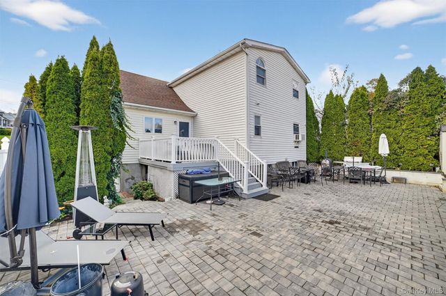 92 Westerly Street, Yonkers, NY 10704