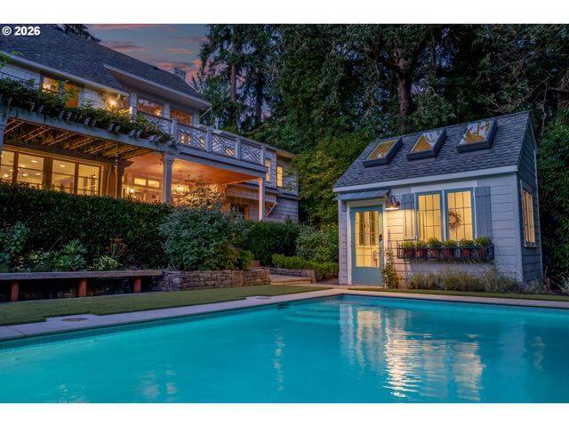 1546 S MILITARY Rd, Portland, OR 97219