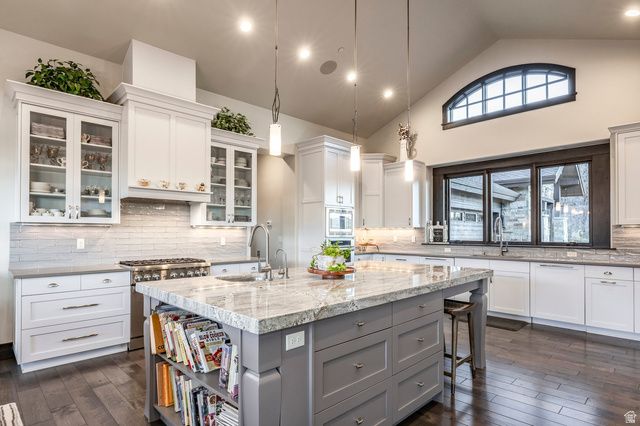 8905 PARLEYS LN, Park City, UT 84098