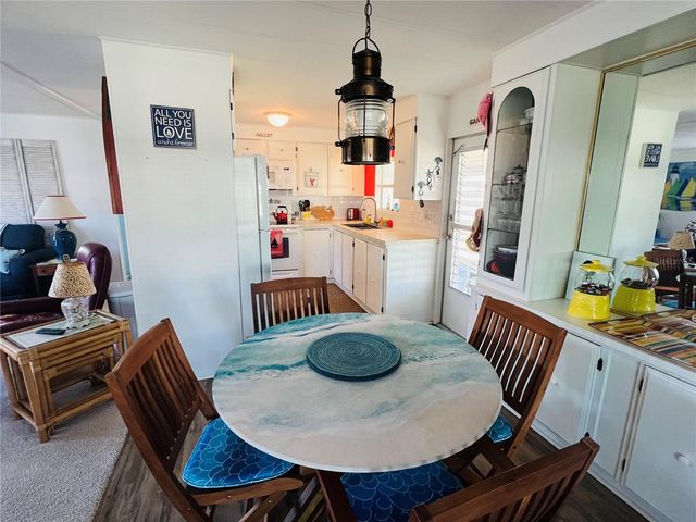 2270 PALAZZA DRIVE, Sarasota, FL 34238