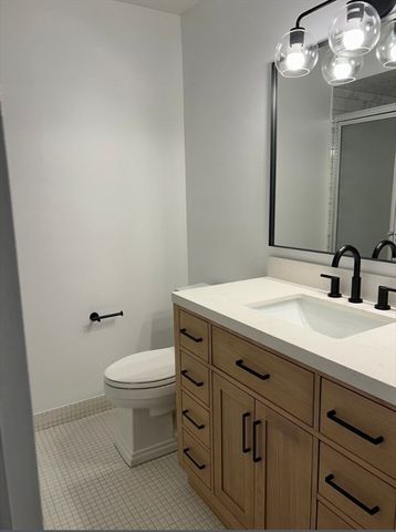 1002 Paradise Road PHH, Swampscott, MA 01907