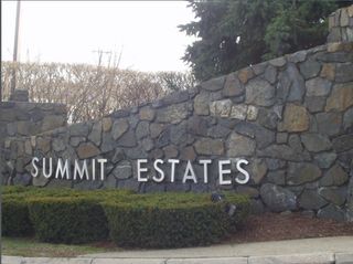 1002 Paradise Road PHH, Swampscott, MA 01907