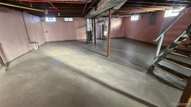 1495 Jeffrey Lane, Inkster, MI 48141