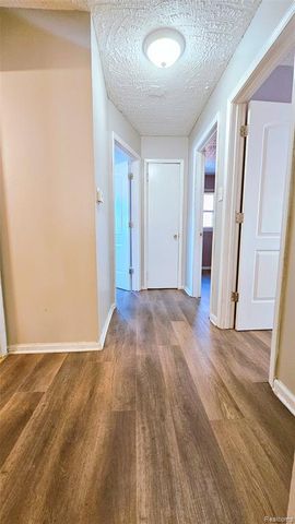 1495 Jeffrey Lane, Inkster, MI 48141