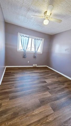 1495 Jeffrey Lane, Inkster, MI 48141