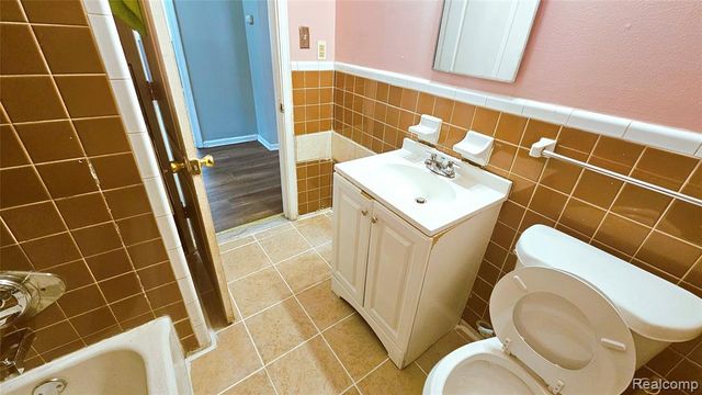 1495 Jeffrey Lane, Inkster, MI 48141