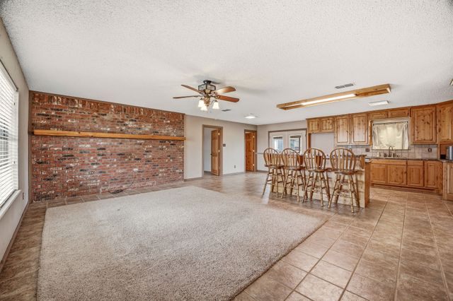 6501 S US Highway 281, Stephenville, TX 76401