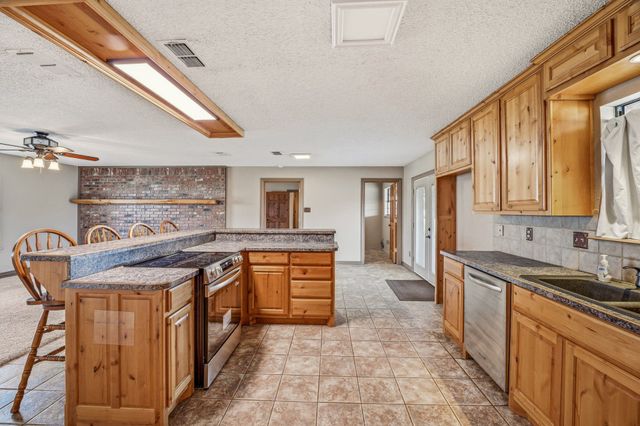 6501 S US Highway 281, Stephenville, TX 76401