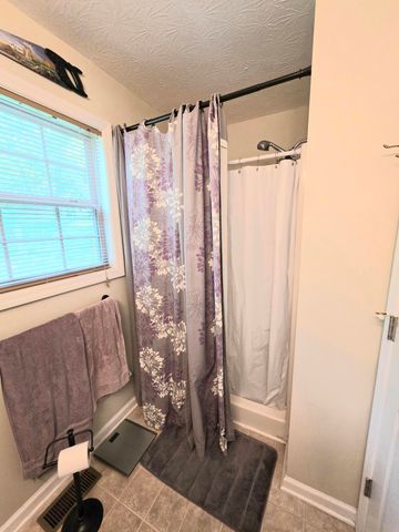 104 Evansdale Avenue, Richmond, KY 40475