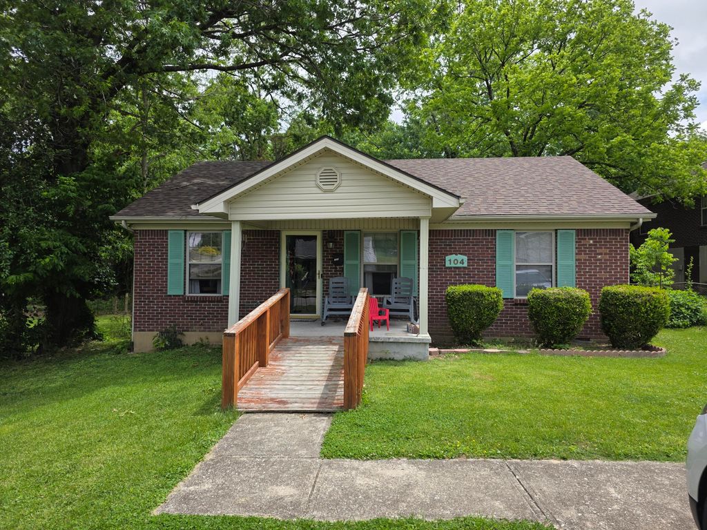 104 Evansdale Avenue, Richmond, KY 40475