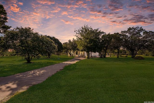 9460 Windwood Dr, Boerne, TX 78006