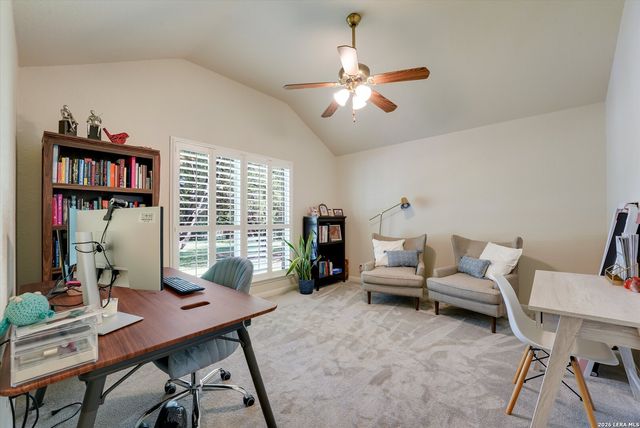 9460 Windwood Dr, Boerne, TX 78006