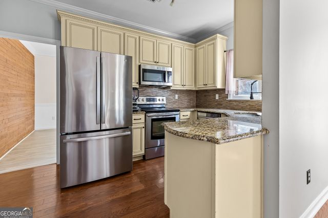 955 Common Oak Place, Lawrenceville, GA 30045