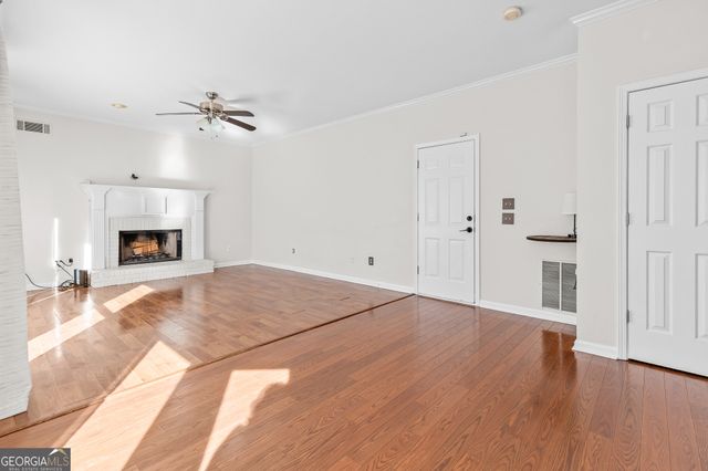 955 Common Oak Place, Lawrenceville, GA 30045