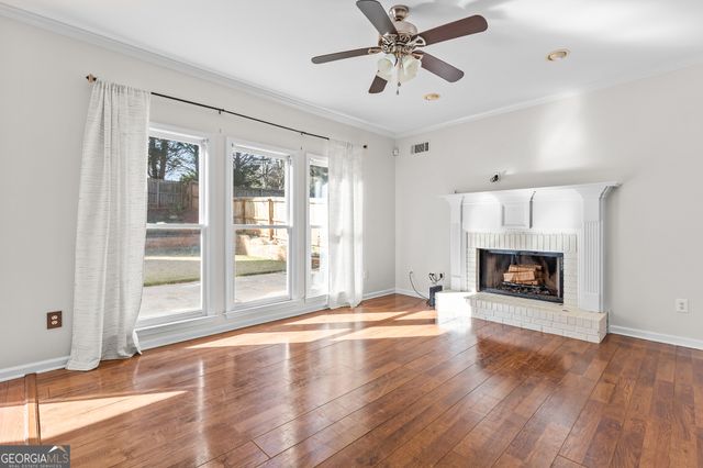 955 Common Oak Place, Lawrenceville, GA 30045