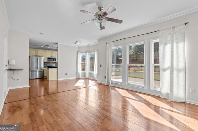 955 Common Oak Place, Lawrenceville, GA 30045