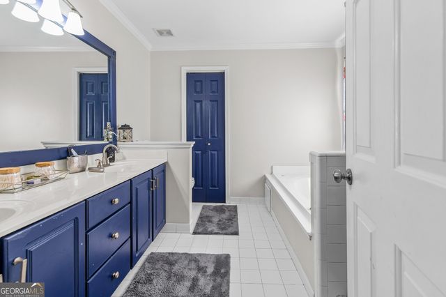 955 Common Oak Place, Lawrenceville, GA 30045