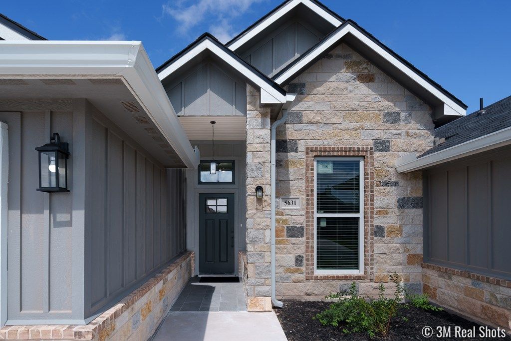 Image 3 of property listing at 5631 Slayde St, San Angelo, TX 76904