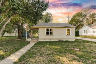 211 W 3rd Ave, El Dorado, KS 67042