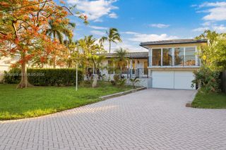 2141 NE 18th Ave, Wilton Manors, FL 33305