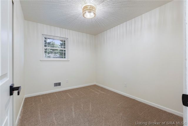 2321 Crums Lane, Jeffersonville, IN 47130