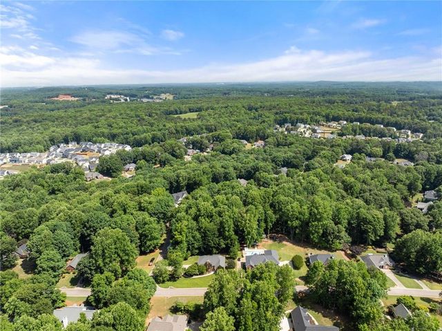 207 Nugget Trail, Braselton, GA 30517