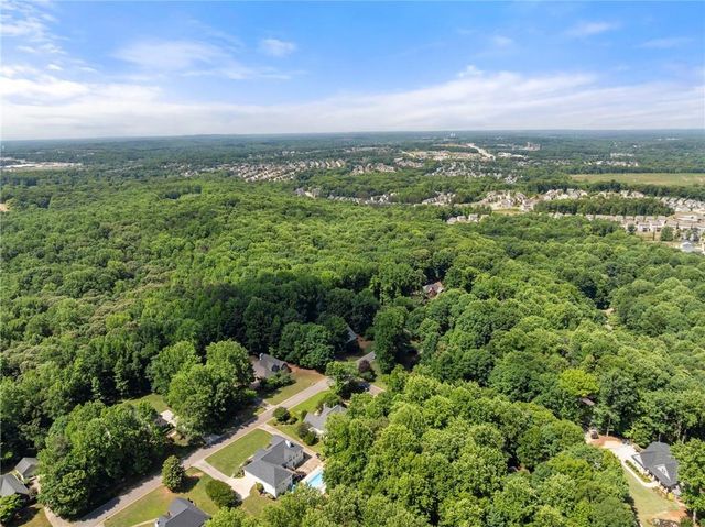 207 Nugget Trail, Braselton, GA 30517