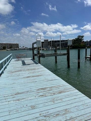 12620 LAGOON LANE, Treasure Island, FL 33706