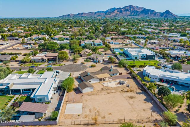 6202 E GOLD DUST Avenue, Paradise Valley, AZ 85253