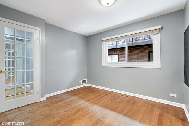 1330 N La Salle Drive 306, Chicago, IL 60610