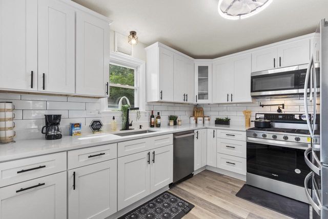 4752 N 89th STREET, Milwaukee, WI 53225