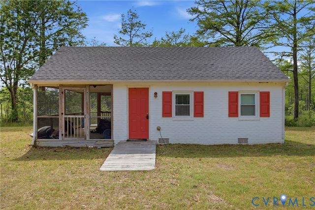8400 Hicks Island Rd, Lanexa, VA 23089