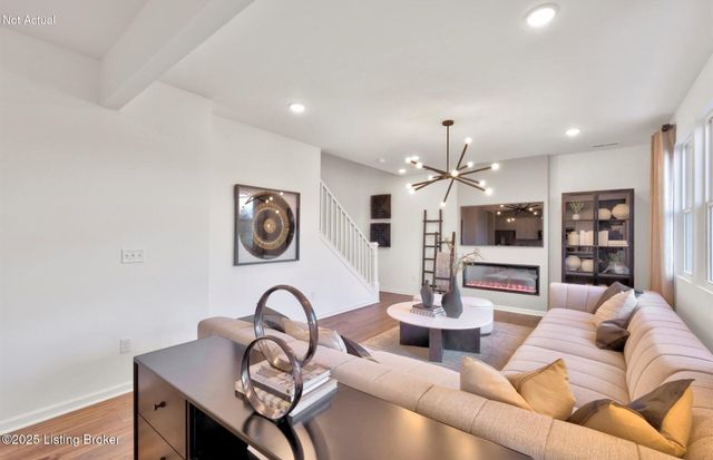 16954 Aiken Ridge Cir, Louisville, KY 40245