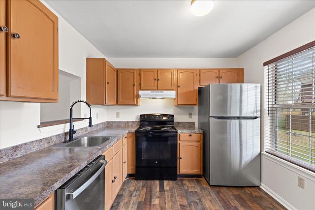 957 SAINT MICHAELS DR, Bowie, MD 20721