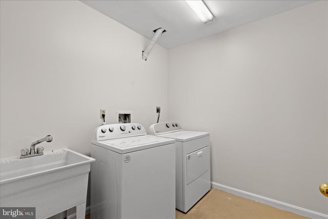 957 SAINT MICHAELS DR, Bowie, MD 20721