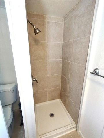 900 9th Ave E E 900 9TH AVE E 180, Palmetto, FL 34221