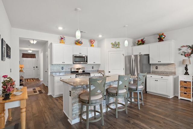 143 Marauder Dr., Longs, SC 29568
