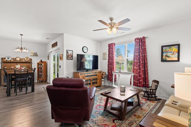 143 Marauder Dr., Longs, SC 29568