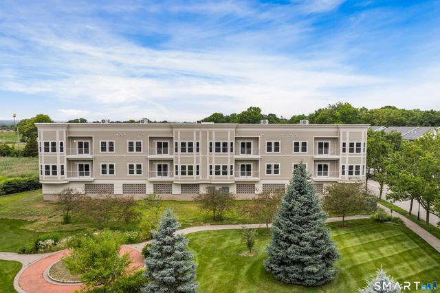 300 Harbour Close R, New Haven, CT 06519