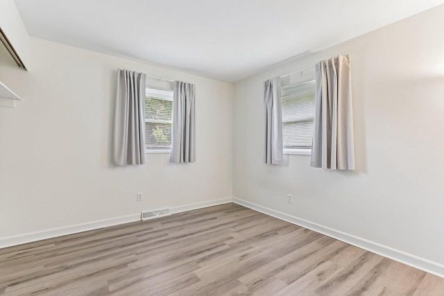 W136S6953 Hale Park DRIVE, Muskego, WI 53150