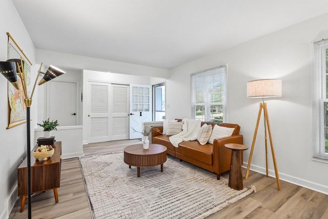 W136S6953 Hale Park DRIVE, Muskego, WI 53150